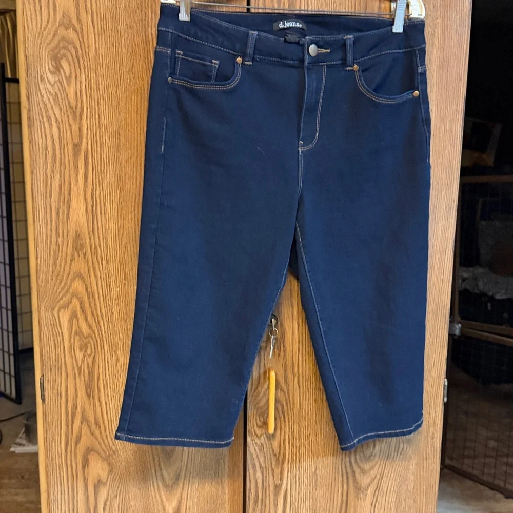 d. jeans Navy Cropped Stretch Capri Pants - Picture 10 of 10